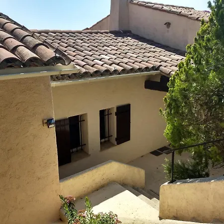 Apartment Port Miramar
